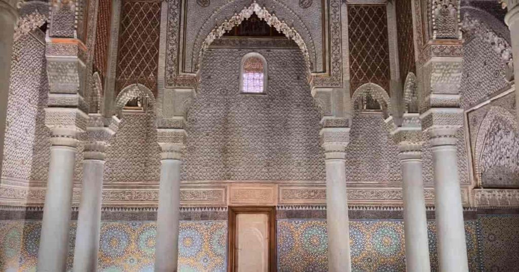 Saadier Gräber Marrakesch Säulenhalle