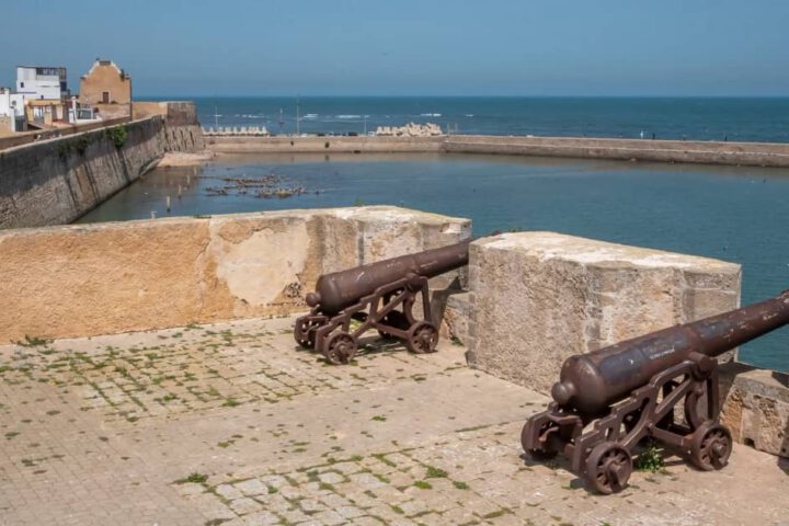 Portuguese-era cannon at El Jadida fortress, Morocco – historic tourist attraction