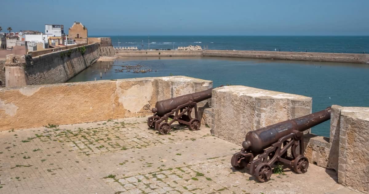 Portuguese-era cannon at El Jadida fortress, Morocco – historic tourist attraction