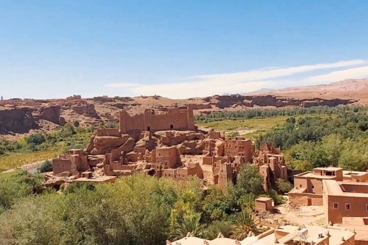 Kasbah in einer Oase bei Kalaat M’Gouna im Atlasgebirge